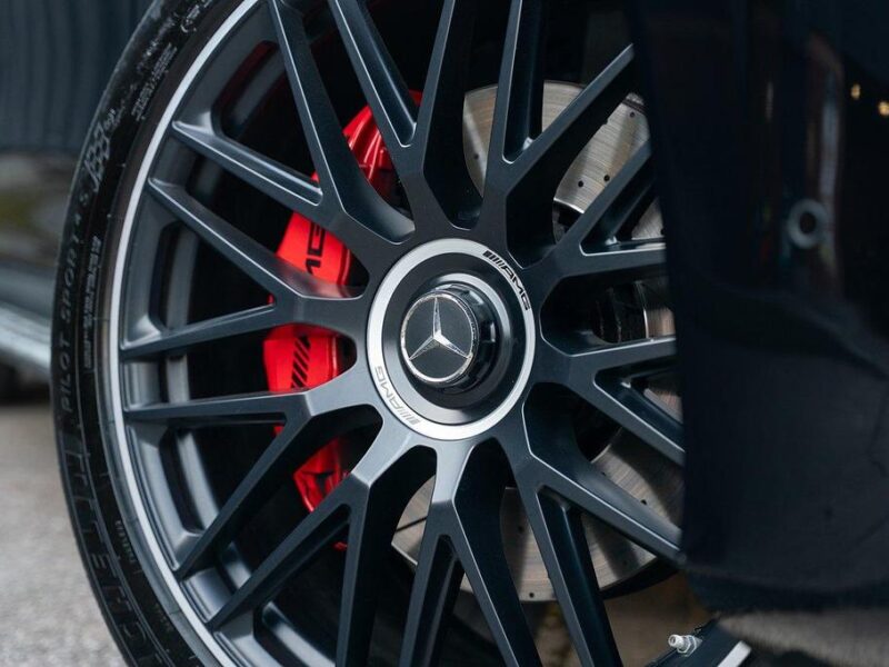 MERCEDES GLS 63 AMG PREMIUM PLUS